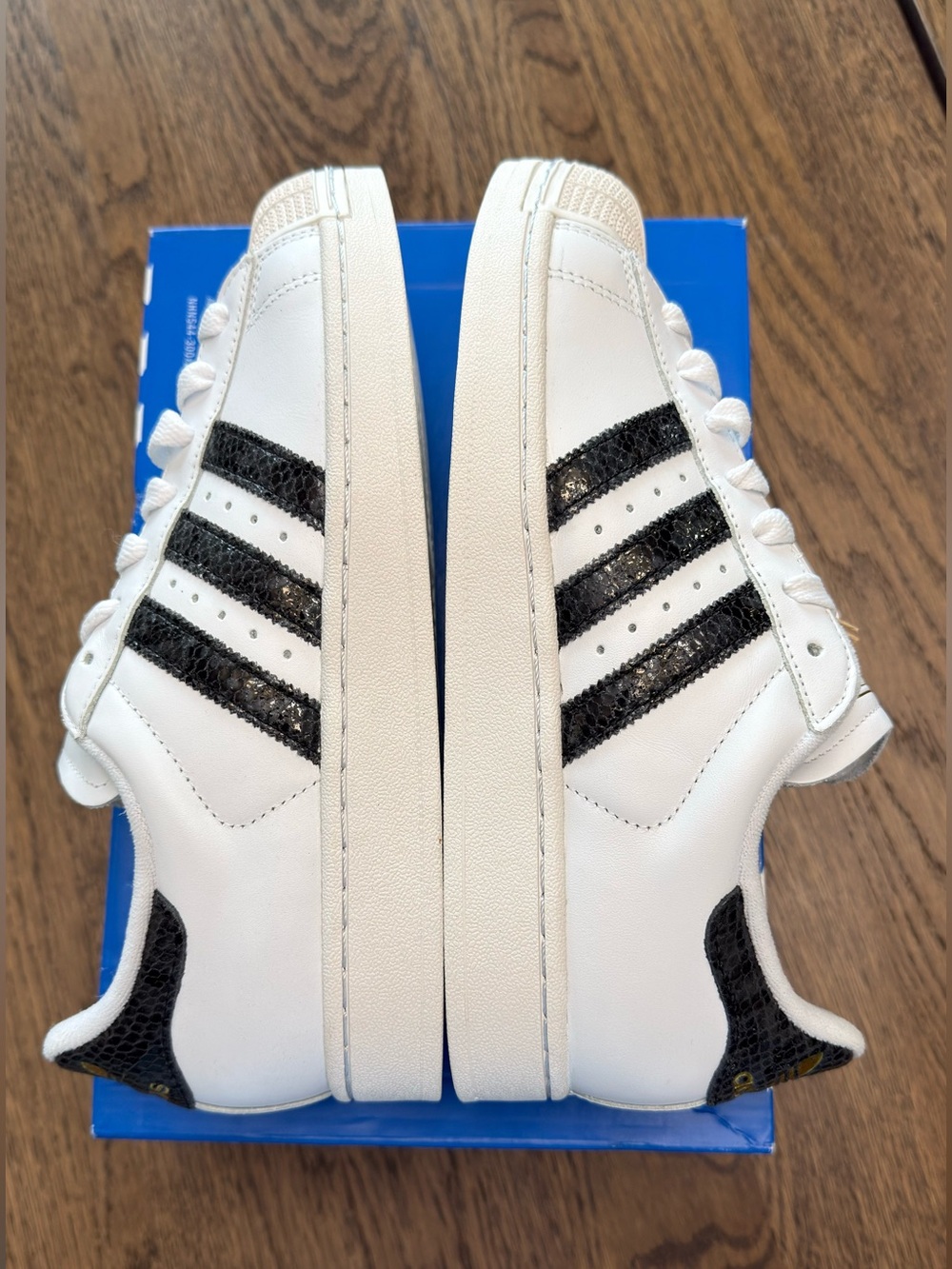 adidas Superstar II Snakeskin Stripes White (Women's) size 8 - Picture 2 of 11